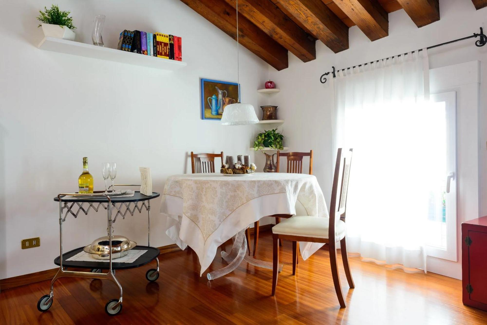 Apartment Deluxe Isola Di Mezzo Тревизо Экстерьер фото