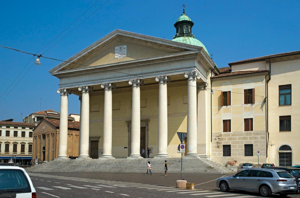 Apartment Deluxe Isola Di Mezzo Тревизо Экстерьер фото